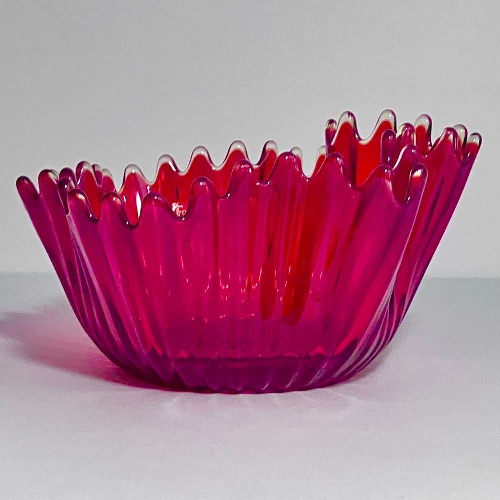 1960s FOSTORIA RUBY Handkerchief Bowl / ORIGINAL LABEL / 5.5 Inches Wide / RARE - Picture 2 of 9